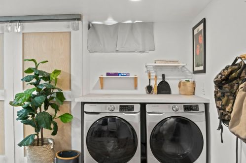 582 Massasoit Rd, Eastham MA 02642-1500 exterior