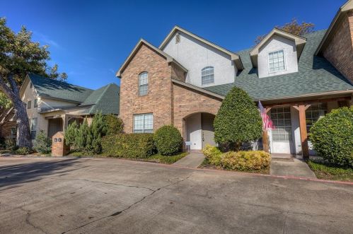 5855 Pecan Chase, Fort Worth TX  76132-1067 exterior