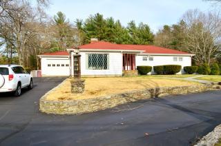 490 Arcade Ave, Seekonk, MA 02771-5106