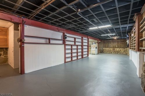 1 Elmhurst Rd, Milford NJ 08848-1506 exterior