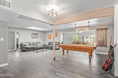 3407 44th Pl, Phoenix AZ  85018-6025 exterior