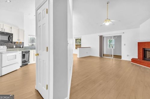 371 Tait Rd, Stockbridge GA  30281-4395 exterior