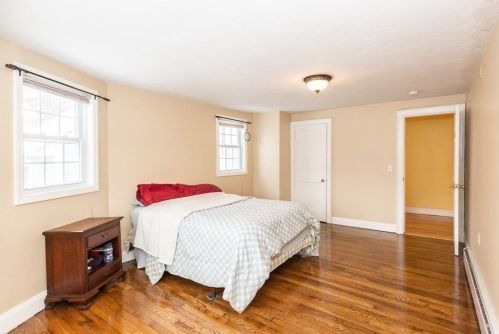 467 Washington St, Hingham MA 02061-2060 exterior