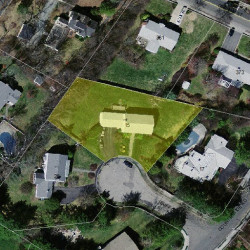 15 Buff Cir, Newton MA  02459-2914 aerial view