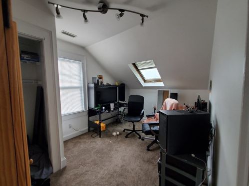 8 Ipswich St, Seekonk MA 02771 exterior