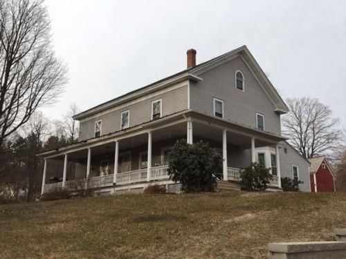 6 Pleasant St, Montgomery, MA 01085-3720