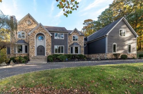 2 Kelsey Farm Rd, Milford NJ 08848-2164 exterior