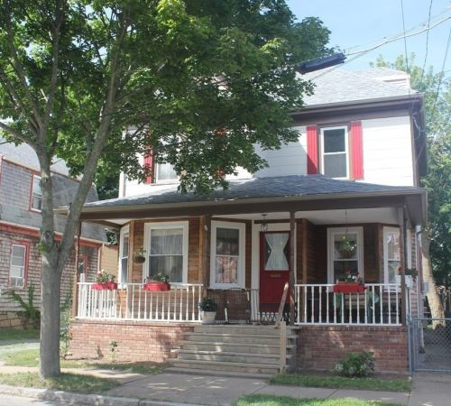 245 Tremont St, New Bedford, MA 02740-3715