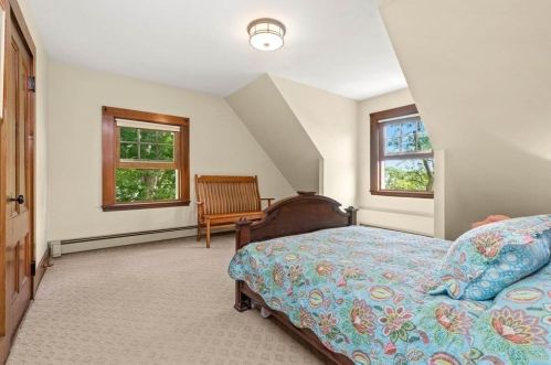 20 Phillips Ave, Rockport MA  01966-1144 exterior