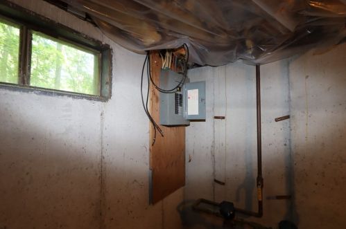 298 St, East Bridgewater MA 02333-1810 exterior