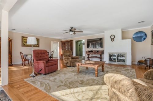 486 Adamic Hill Rd, Milford NJ  08848-1742 exterior