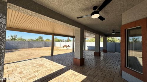 1622 27 Pl, Phoenix AZ 85008-1932 exterior