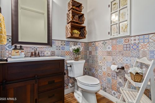 5310 2nd St, Phoenix AZ 85085-7756 exterior