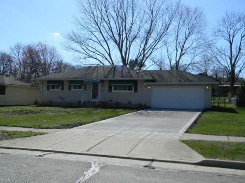 6026 Kimberly, Cleveland OH  44146-3019 exterior