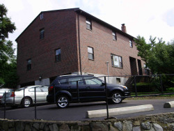 38 Linden St, Newton, MA 02464-1412