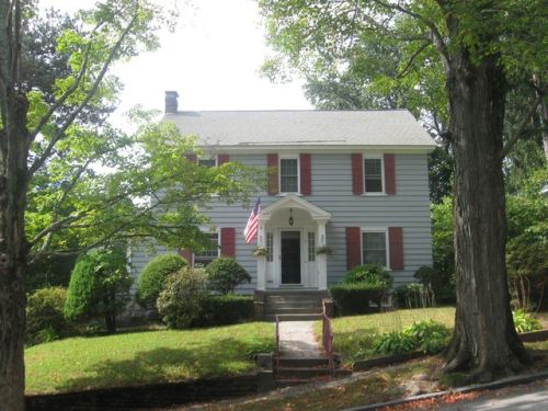 9 Commodore Rd, Worcester, MA 01602-2704