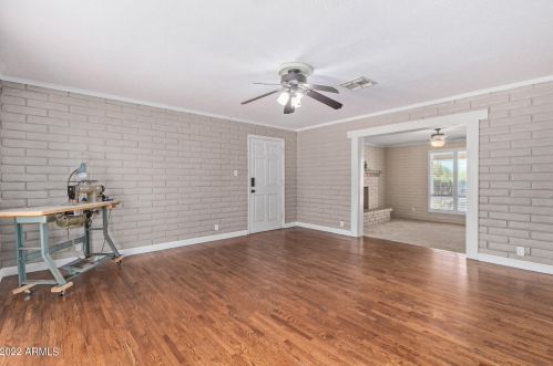 18739 30th St, Phoenix AZ  85050-3409 exterior