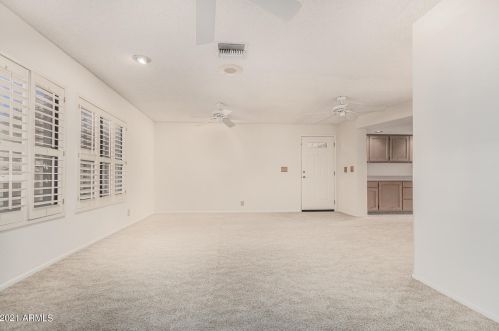 11420 Ahwatukee Dr, Phoenix AZ 85044-3102 exterior