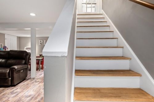 277 Haverhill St, North Reading MA 01864-1452 exterior