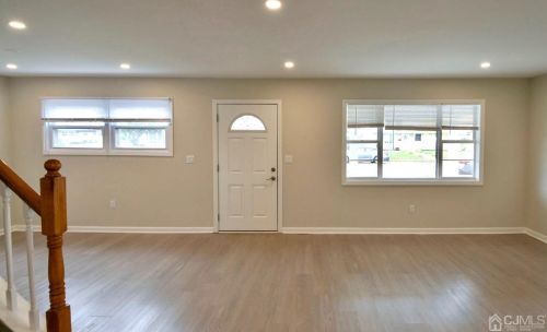 40 Arthur Ave, Carteret NJ  07008-2472 exterior