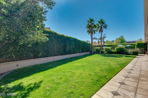 1465 Caribbean Ln, Phoenix AZ 85023-6792 exterior