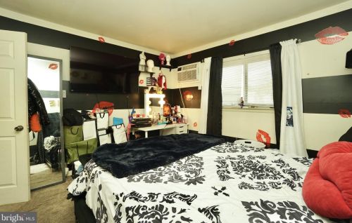 25 Presidential Dr, Erial NJ 08081-1313 exterior