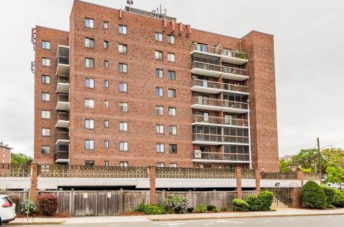 47 Mystic St, Arlington MA  02474-1135 exterior