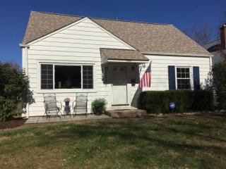 2830 Brownlee Ave, Columbus, OH 43209-3085