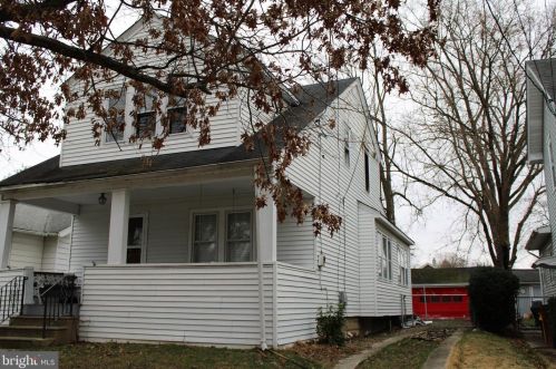 148 Carlisle Rd, Camden, NJ 08106-1210