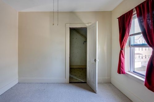 3 Carlstad St, Worcester MA 01607-1508 exterior