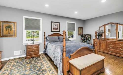 1120 Sycamore Ave, Tinton Falls NJ 07724-3237 exterior