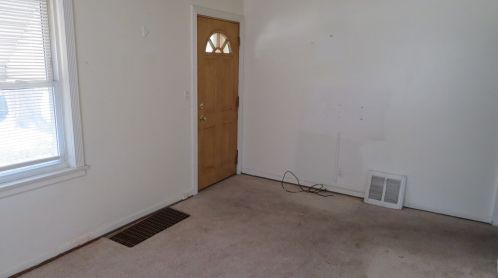 4407 Kenilworth Ave, Forest View, IL 60402-4322