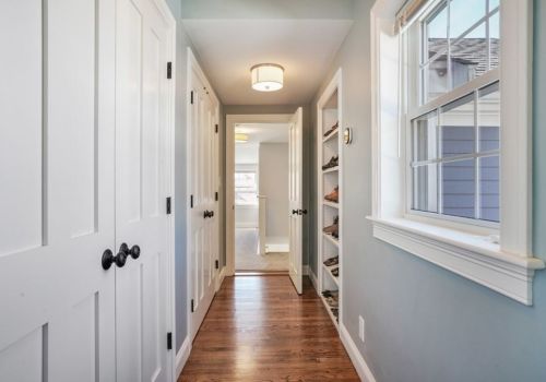 58 Taylor Ave, Dedham MA 02026-5104 exterior