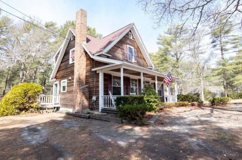 26 Willow St, Plymouth, MA 02360-5680