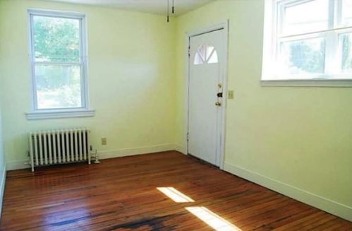 89 Fall Riv Ave, Seekonk MA 02771-5325 exterior