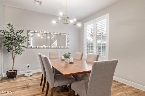 21618 39th Ter, Phoenix AZ  85050-4911 exterior