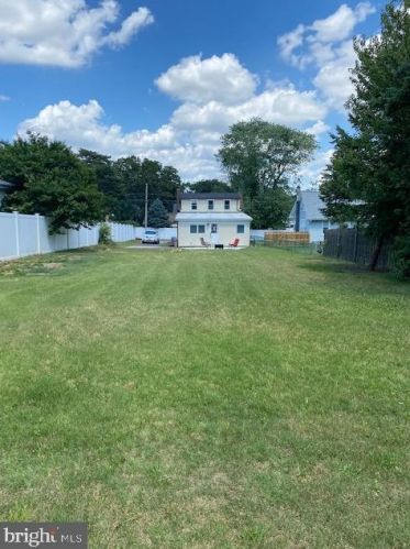 1564 Center St, West Deptford NJ  08086-3098 exterior