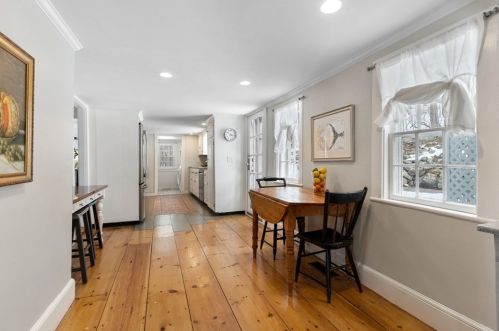 93 Riv Rd, Topsfield MA 01983-2111 exterior