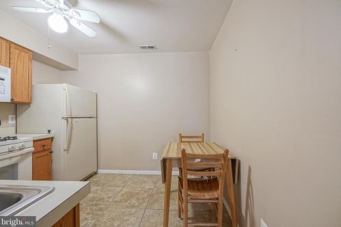 1421 Tristram Cir, West Deptford NJ 08051-2264 exterior