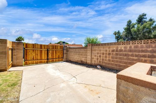 3309 Cholla St, Phoenix AZ 85029-3817 exterior