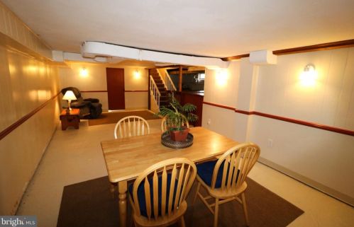 427 Lehigh Ave, Trenton NJ 08619-2025 exterior