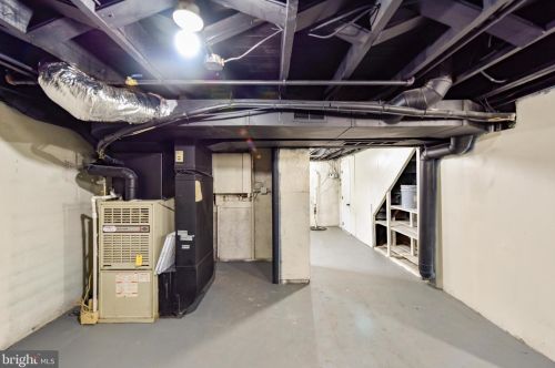 1102 Cumberland Ave, West Deptford NJ  08096-3041 exterior