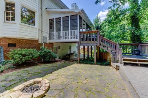 4815 Dunwoody Sta Dr, Atlanta GA 30338-4705 exterior