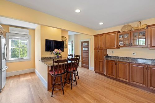 1358 Washington St, Canton MA 02021-2131 exterior