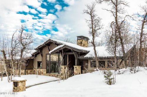 2424 Iron Mtn Dr, Park City UT 84060-6559 exterior