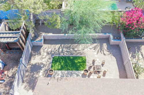 1719 Beverly Ln, Phoenix AZ  85022-2889 exterior