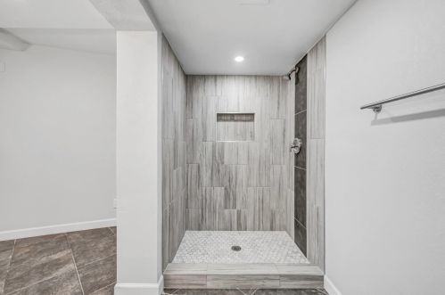 19245 17th Dr, Phoenix AZ  85027-5309 exterior