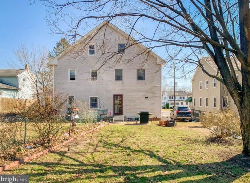 60 Route 156, Trenton NJ 08620-1728 exterior