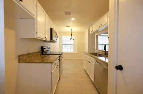 2009 Sage Dr, Garland TX  75040-4353 exterior