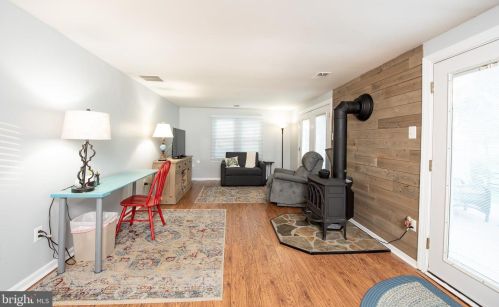 6605 Windsor Ct, Columbia MD 21044-4102 exterior